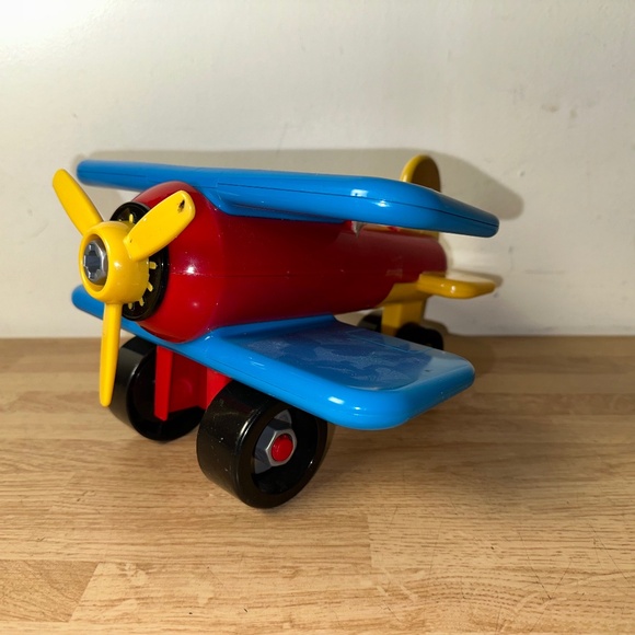 BATTAT TOY PLANE - WONDER WHEELS - TAKE-APART AIRPLANE - Picture 1 of 8
